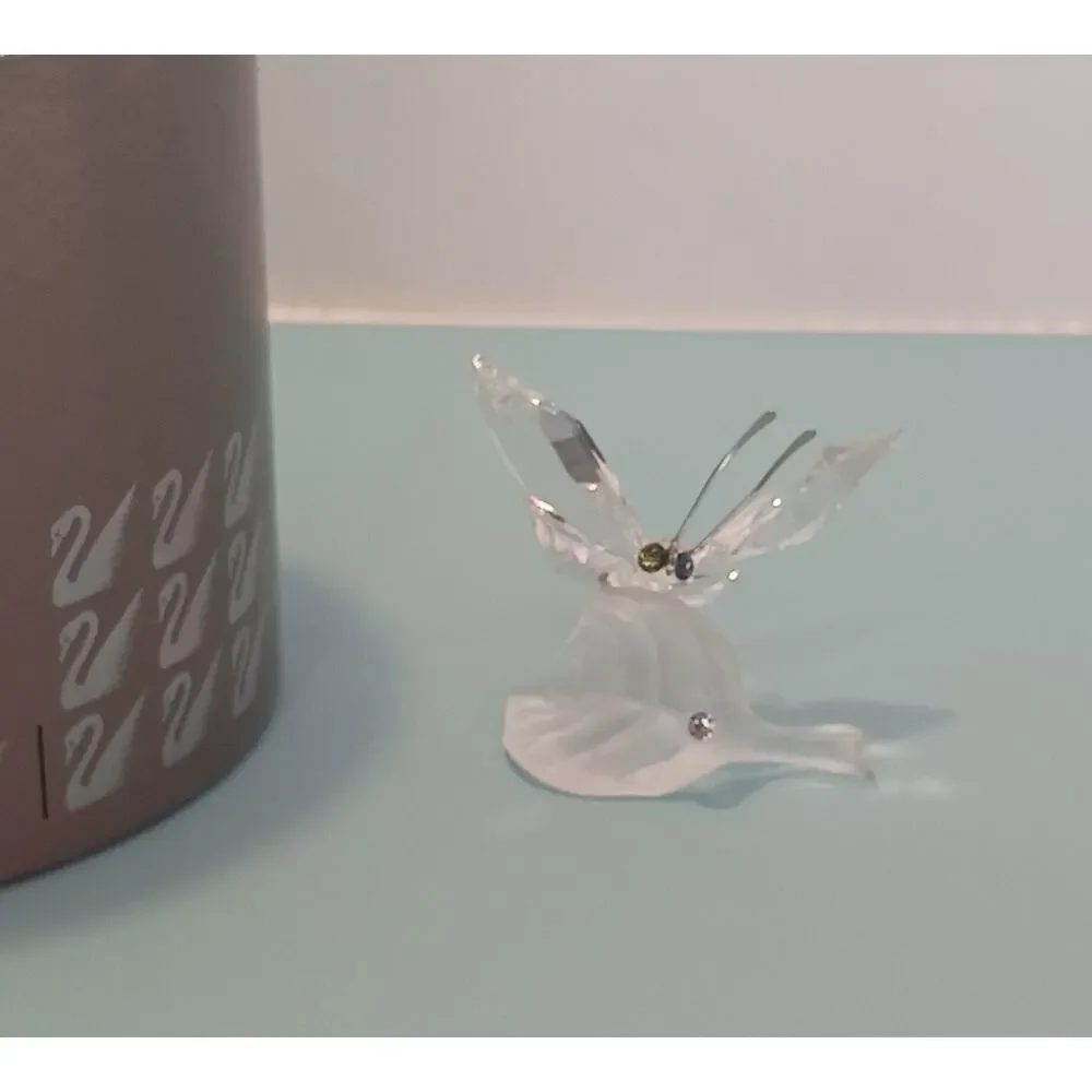 Swarovski Silver Crystal Butterfly on Leaf Figurine Austria Art 7619